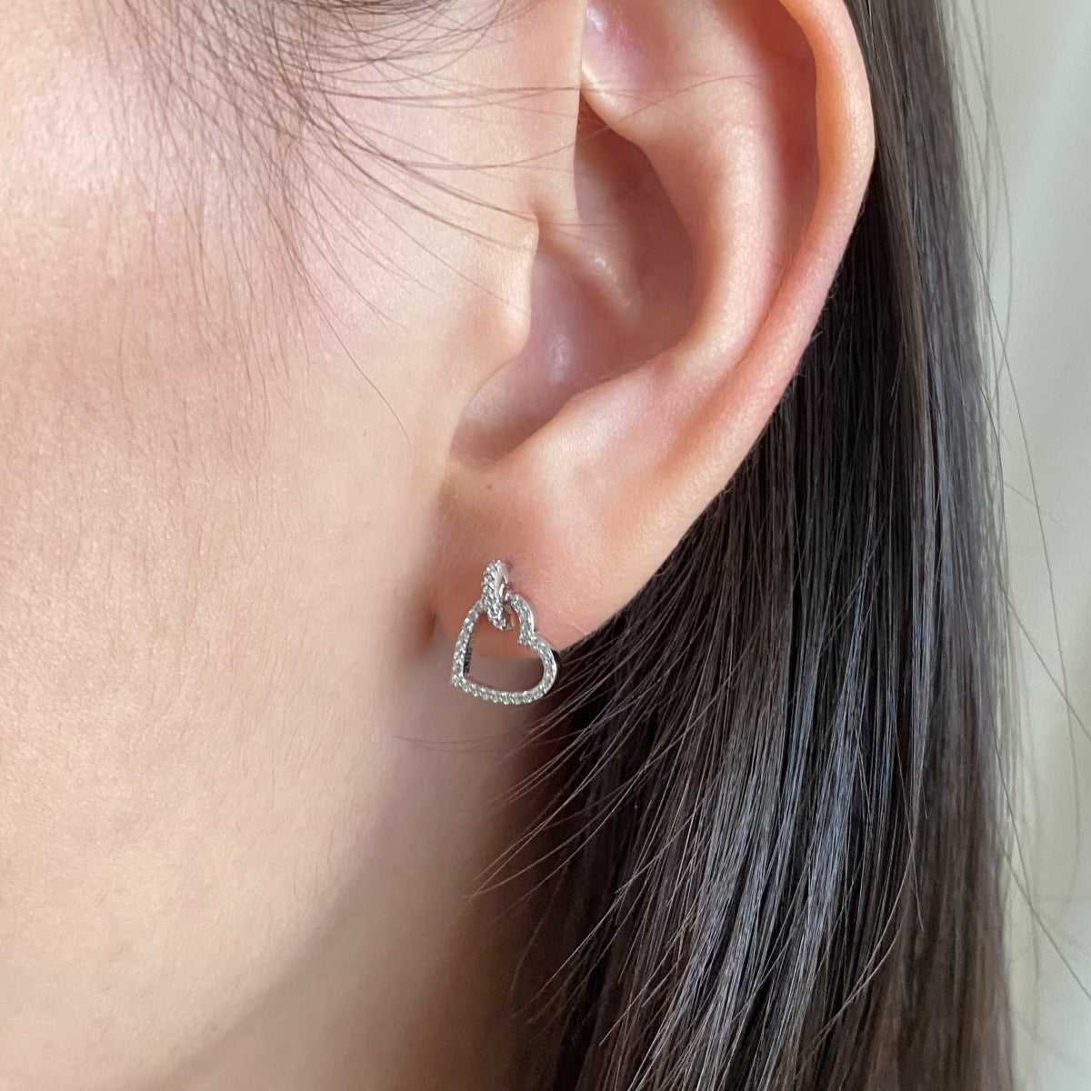 [ROYAL]Dainty Heart Shape Earrings