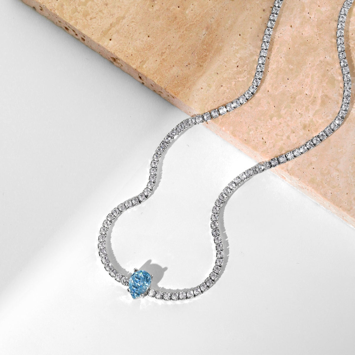 [ROYAL]1.0 carat Unique Pear Cut Tennis Necklace