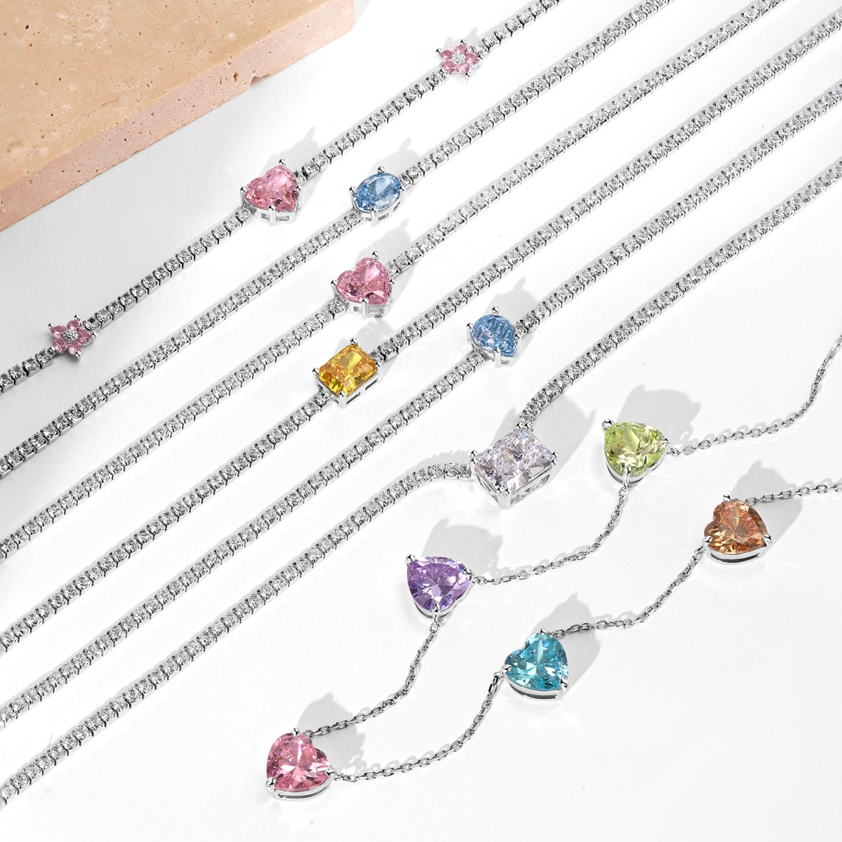 [ROYAL]Dazzling Pink Heart Flower Necklace