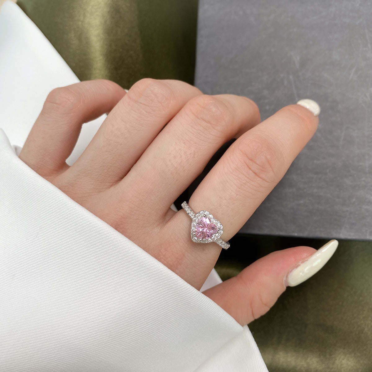 [ROYAL]Eternity Splashy Romantic Heart Shape Lover Ring