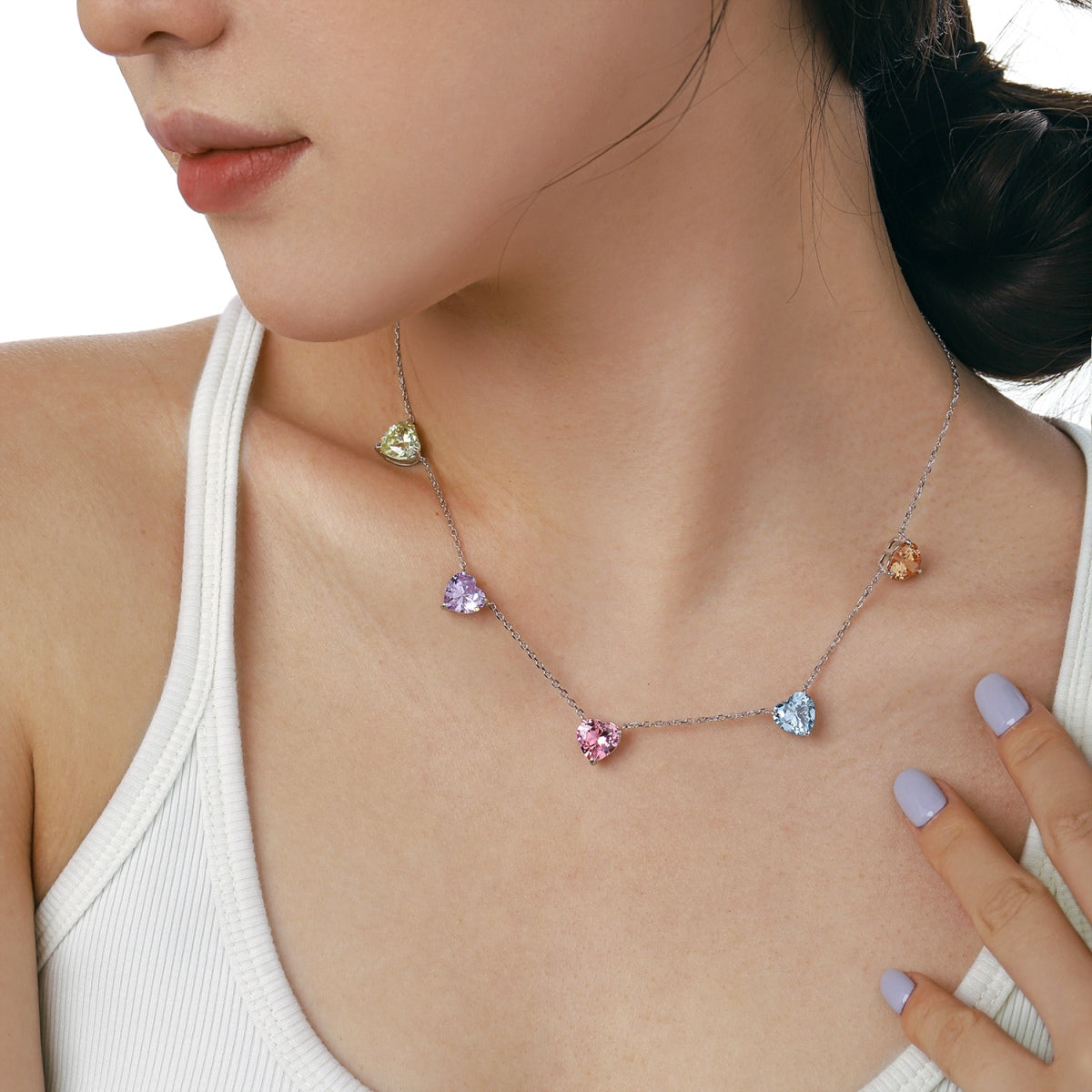 [ROYAL]Sparkling Colorful Heart Cut Necklace