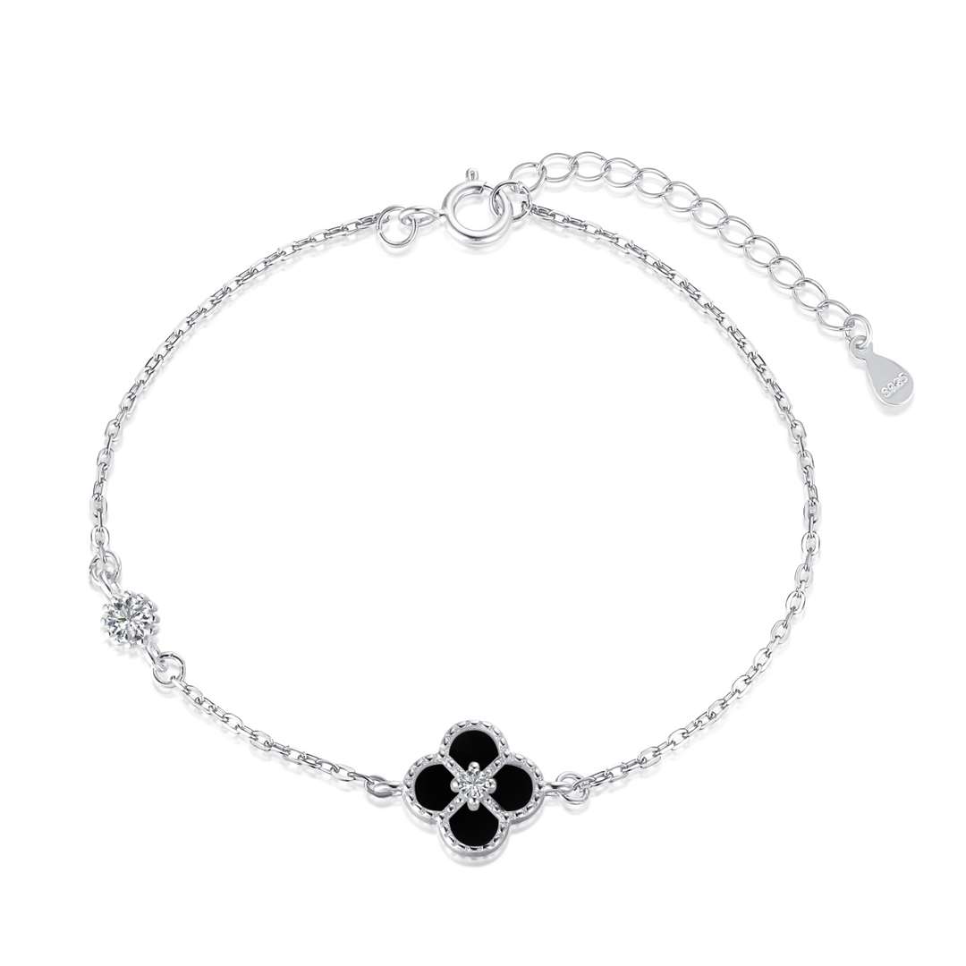 [ROYAL]Delicate Four Leaf Clover Bracelet