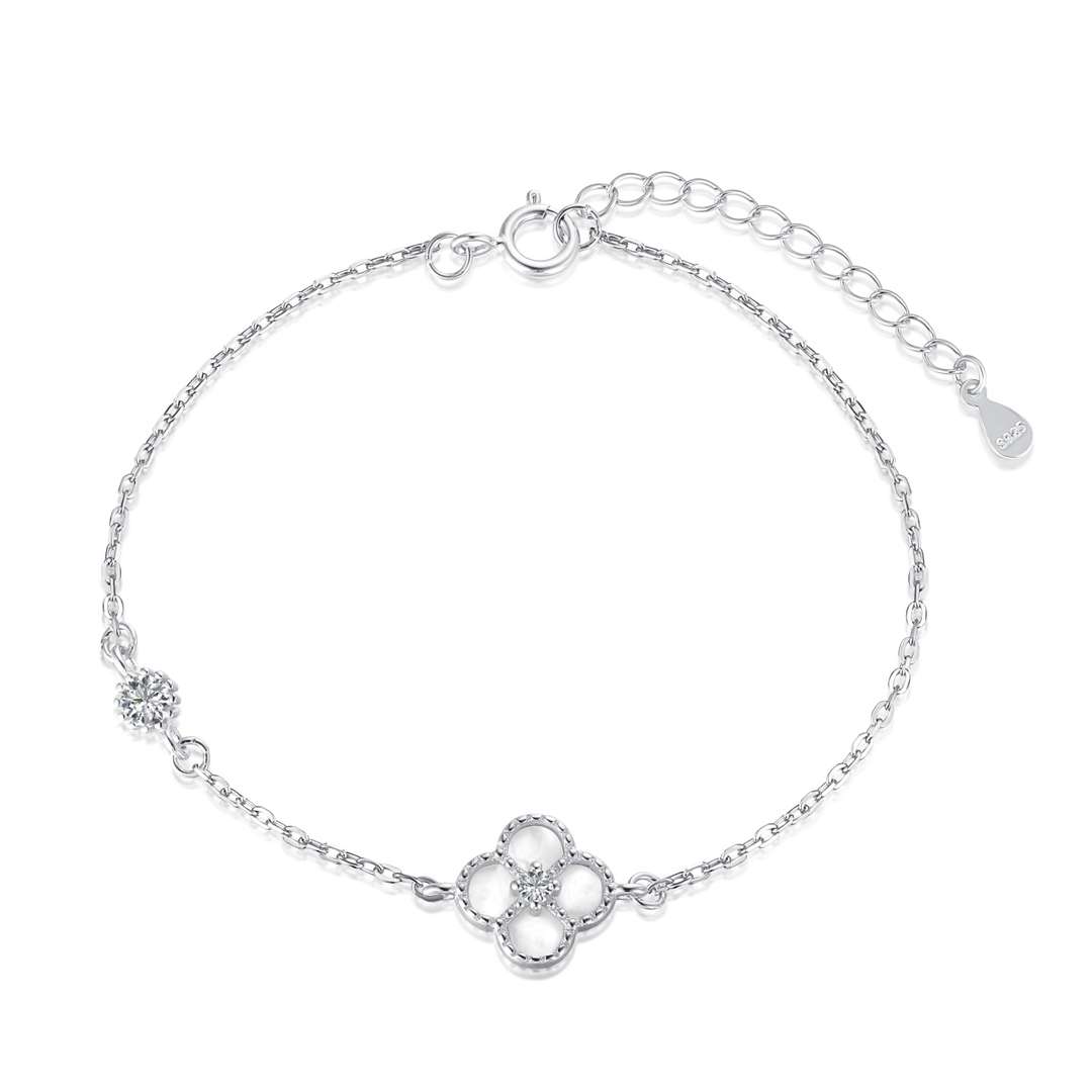 [ROYAL]Delicate Four Leaf Clover Bracelet