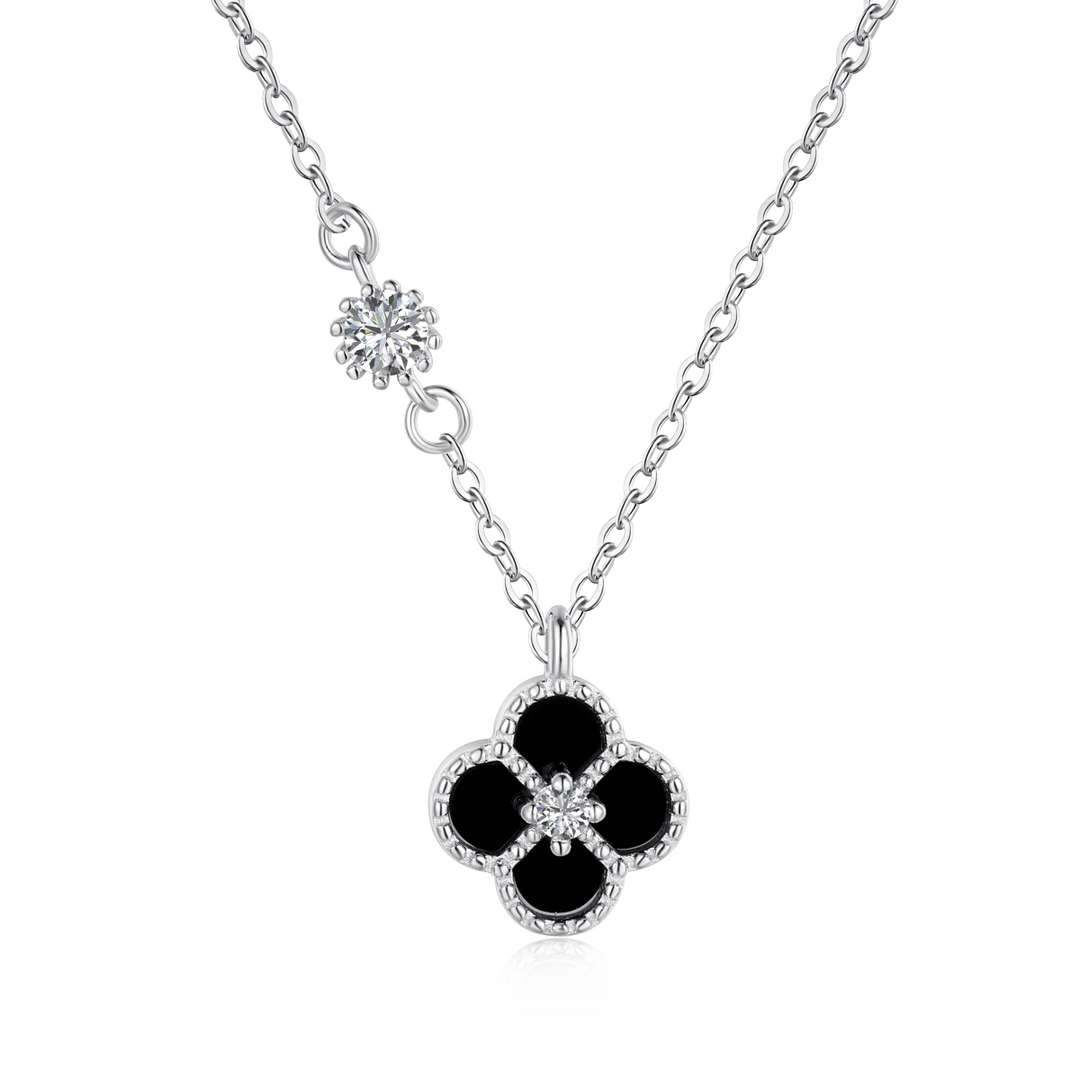 [ROYAL]Delicate Flower Shape Necklace