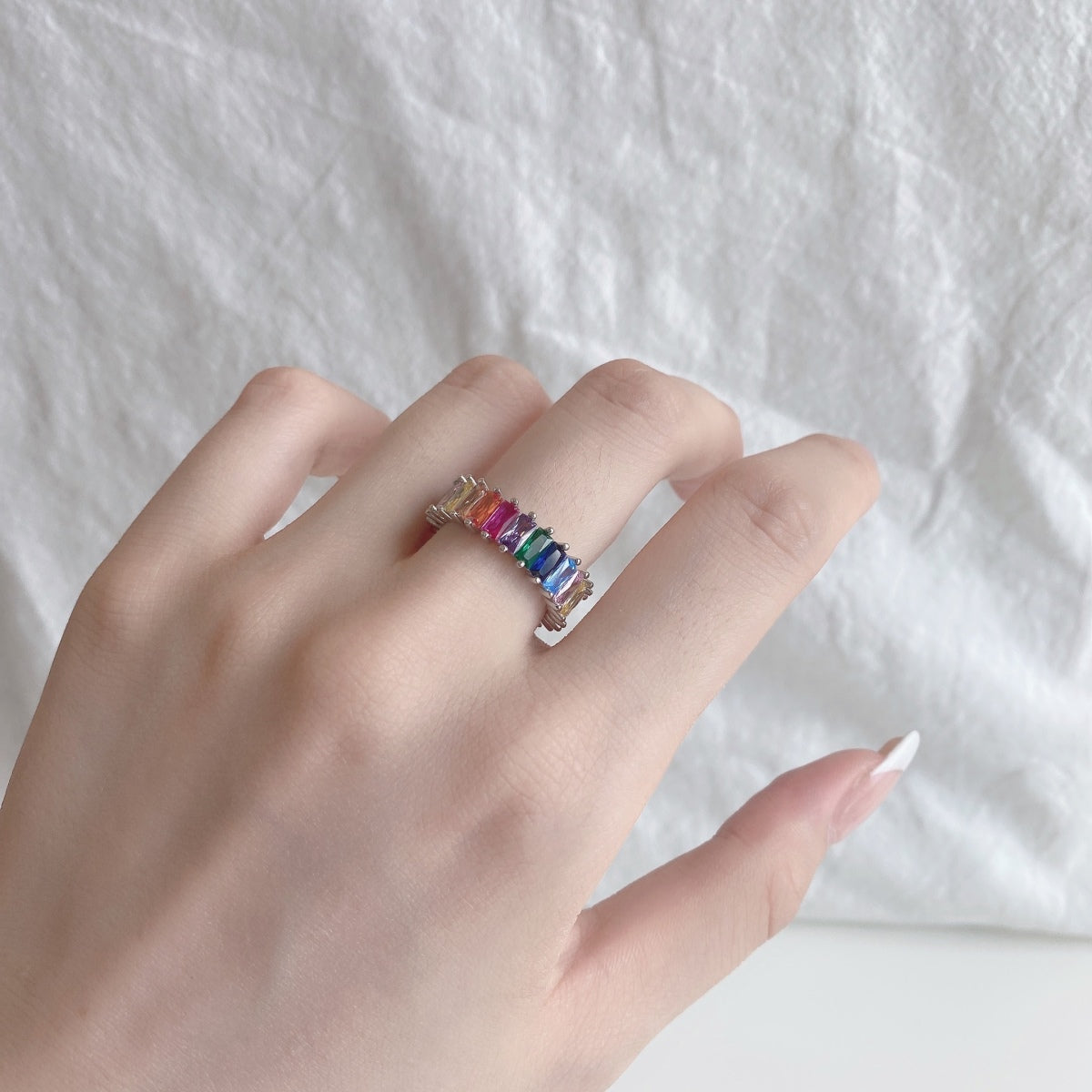 [ROYAL]Unique Colorful Radiant Cut RIng