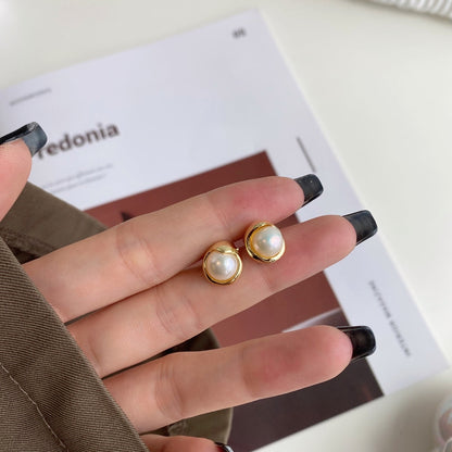 [ROYAL]Dainty Bread Pearl Earrings