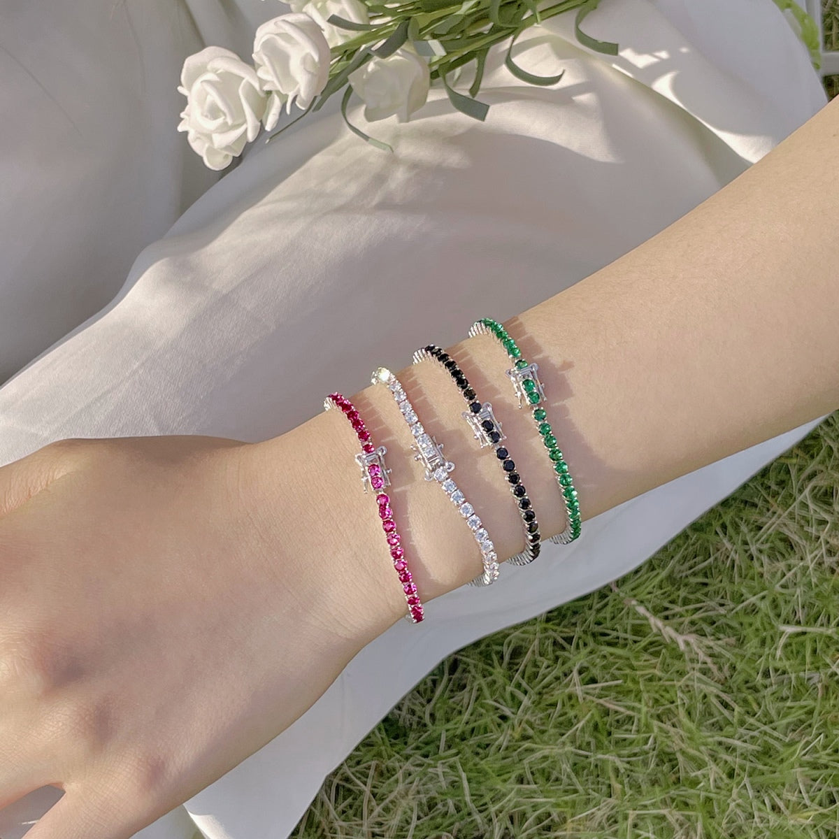 [LUXE] Strahlend buntes Party-Armband im Rundschliff