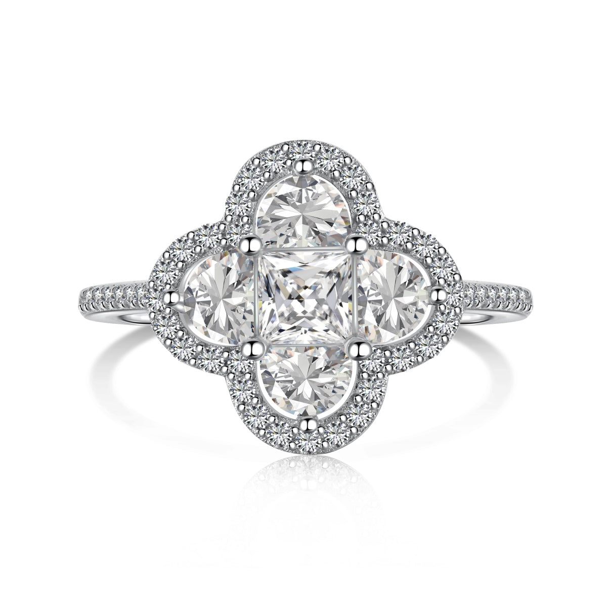 [ROYAL]Luxurious Eternity Flower Shape Banquet Ring