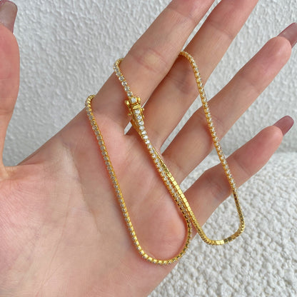 [ROYAL]Delicate Round Shape Tennis Necklace