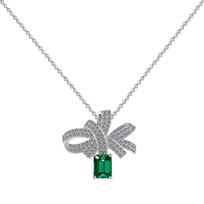 [ROYAL]Luxurious Flower Shape Emerald Cut Necklace