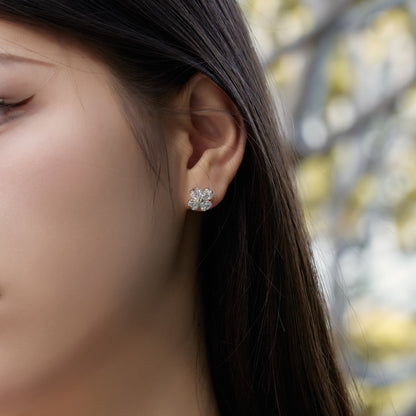 [ROYAL]Four-Leaf Clover Ball Earrings