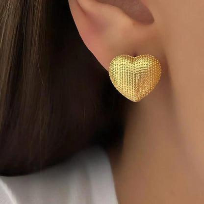 [Royal&Vicky]Cecelia Textured Heart Earrings