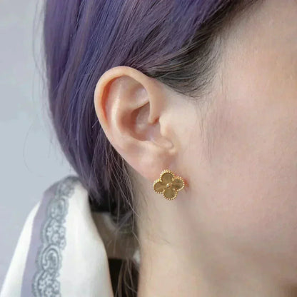 [ROYAL]CLOVER MEDIUM 1 MOTIFS LASER EARRINGS