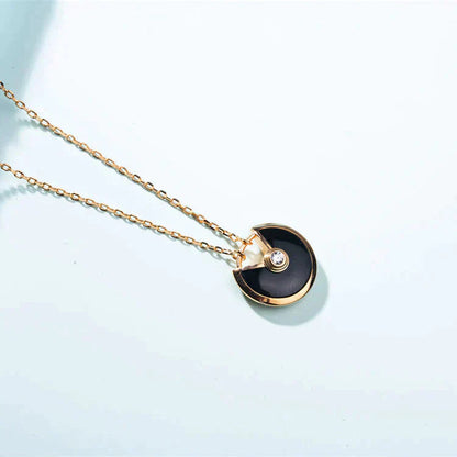 [ROYAL]AMULETTE GOLD CARNELIAN ONYX NECKLACE