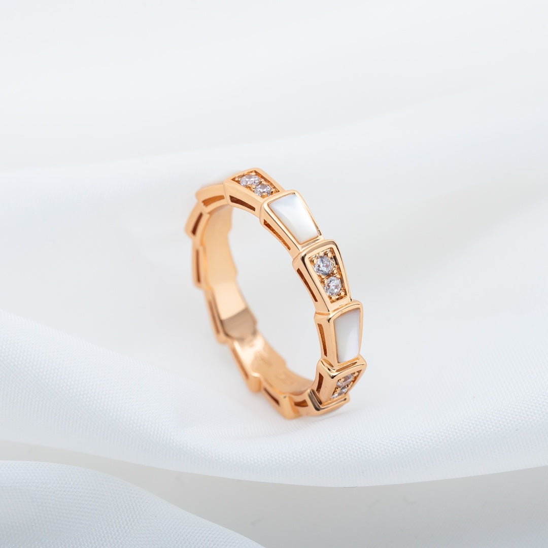 [LUXE]SERPENTI RING ROTGOLD DIAMANT MOP 3MM