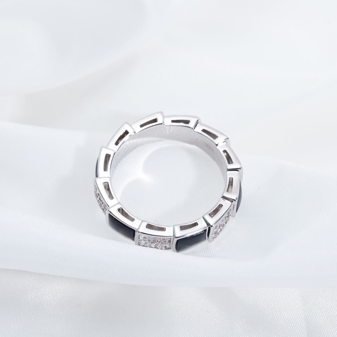 [LUXE]SERPENTI RING SILBER DIAMANT SCHWARZ MOP 4MM