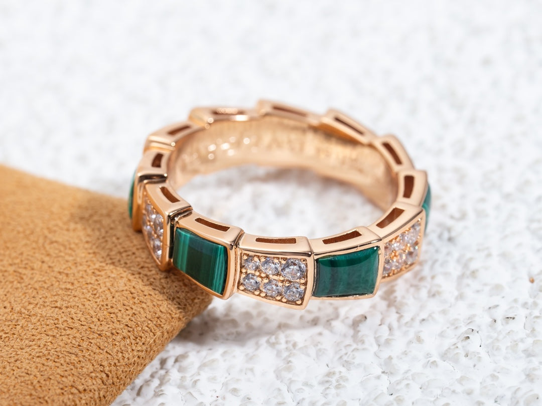 [LUXE]SERPENTI RING ROTGOLD MALACHIT DIAMANT GEPAPERT 4MM