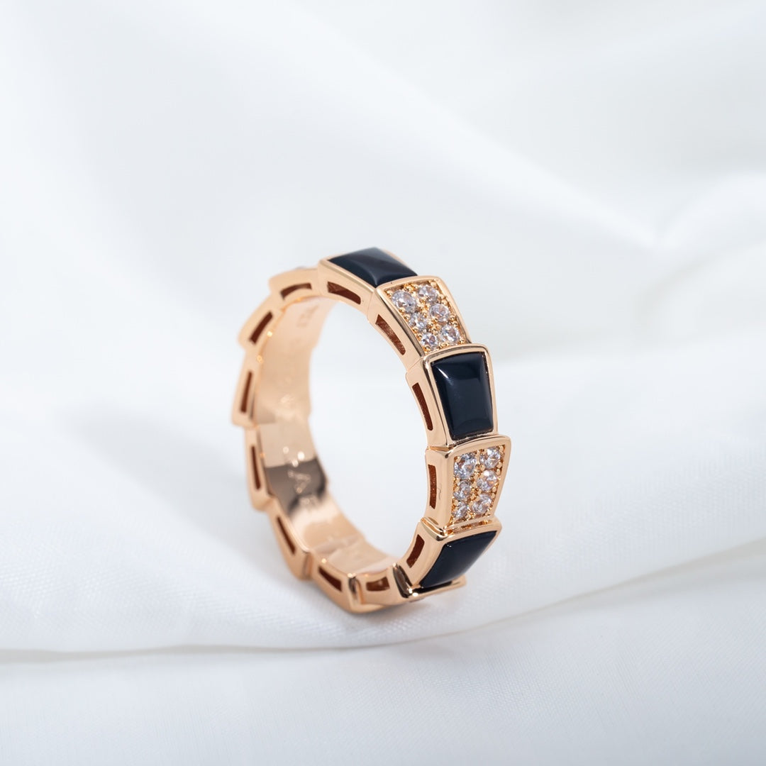 [LUXE]SERPENTI RING ROTGOLD SCHWARZER MOP DIAMANT GEPAVIERT 4MM