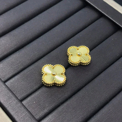 [ROYAL]CLOVER MINI 9.5MM LASER EARRINGS