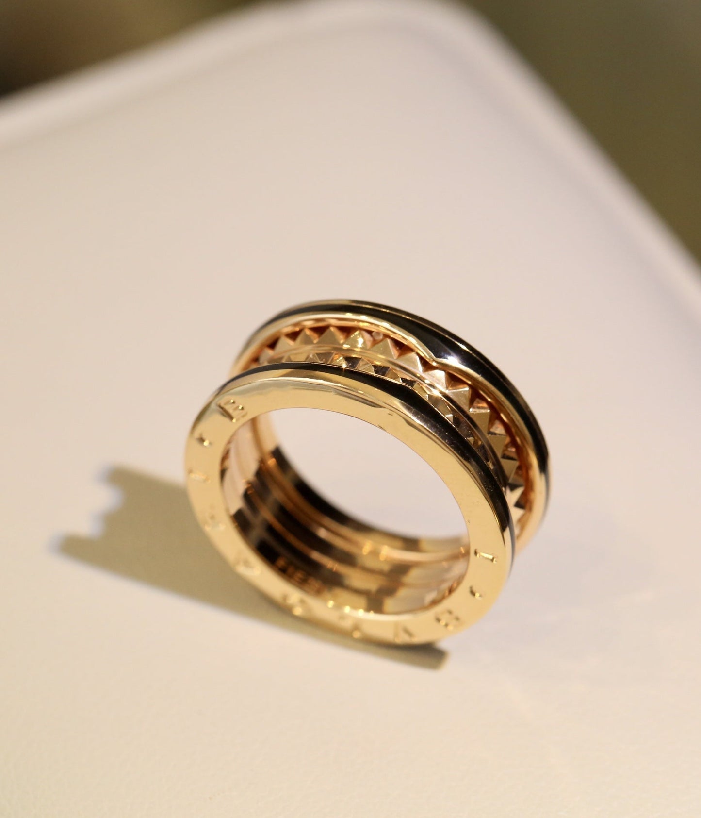 [ROYAL]ZERO 1 GOLD BLACK CERAMIC RING