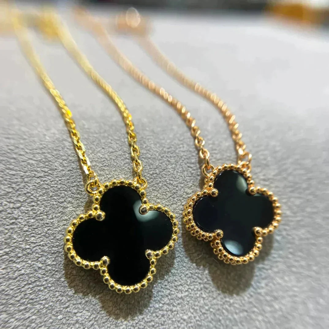 CLOVER 15MM BLACK ONYX SINGLE FLOWER NECKLACE