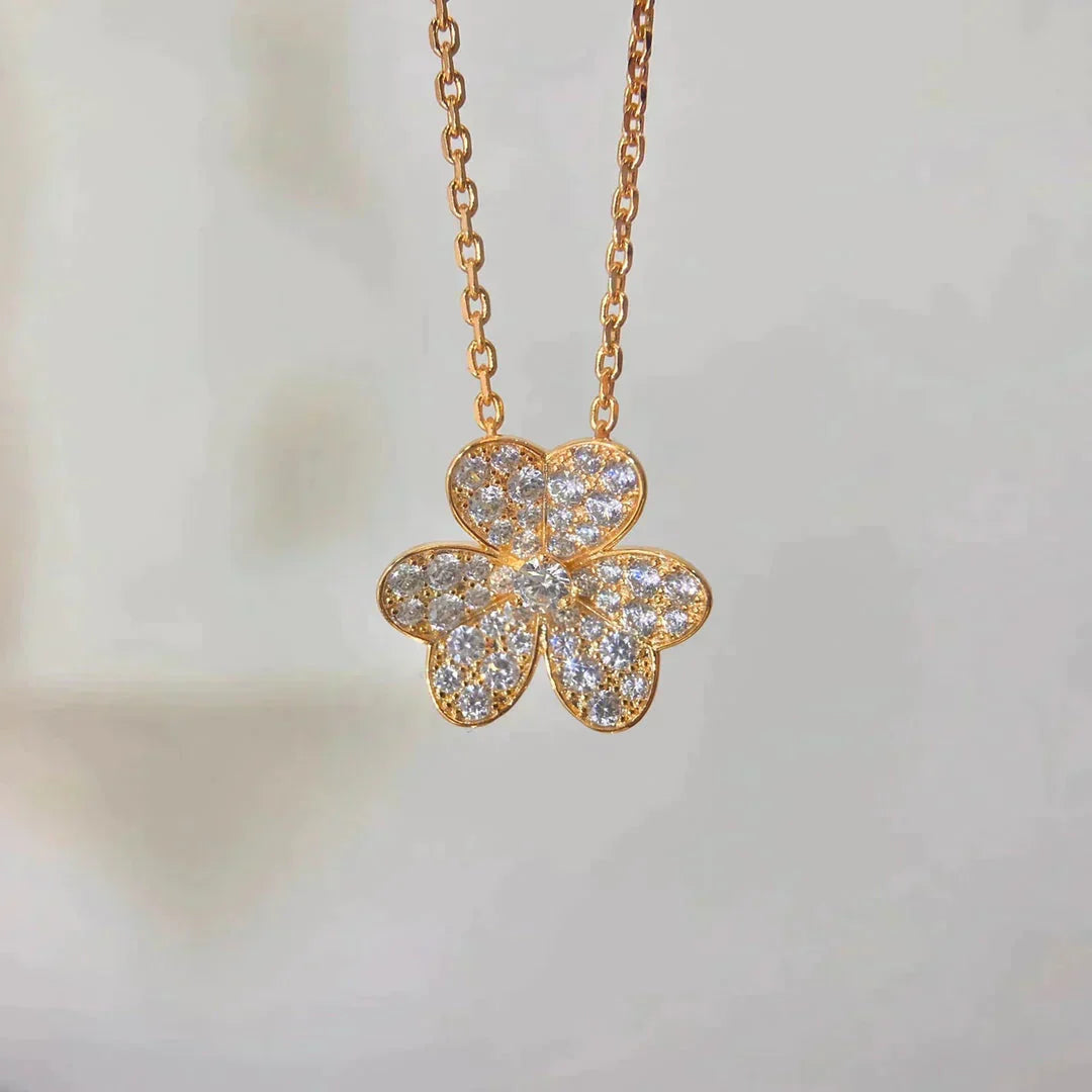 [ROYAL]FLOWER DIAMOND NECKLACE