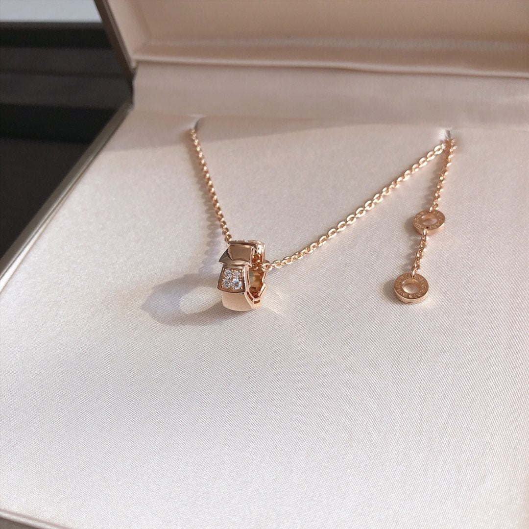 [ROYAL]SERPENTI PEDANT DIAMOND PINK GOLD NECKLACE