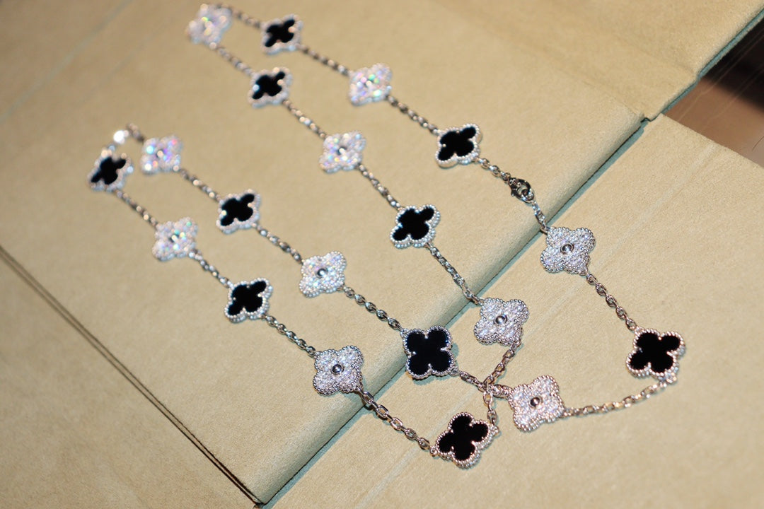 [ROYAL]CLOVER 20 MOTIFS ONYX DIAMOND SILVER