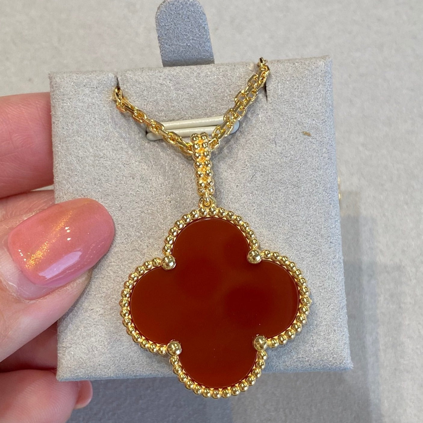 [Royal]CLOVER 25MM NECKLACE GOLD CARNELIAN