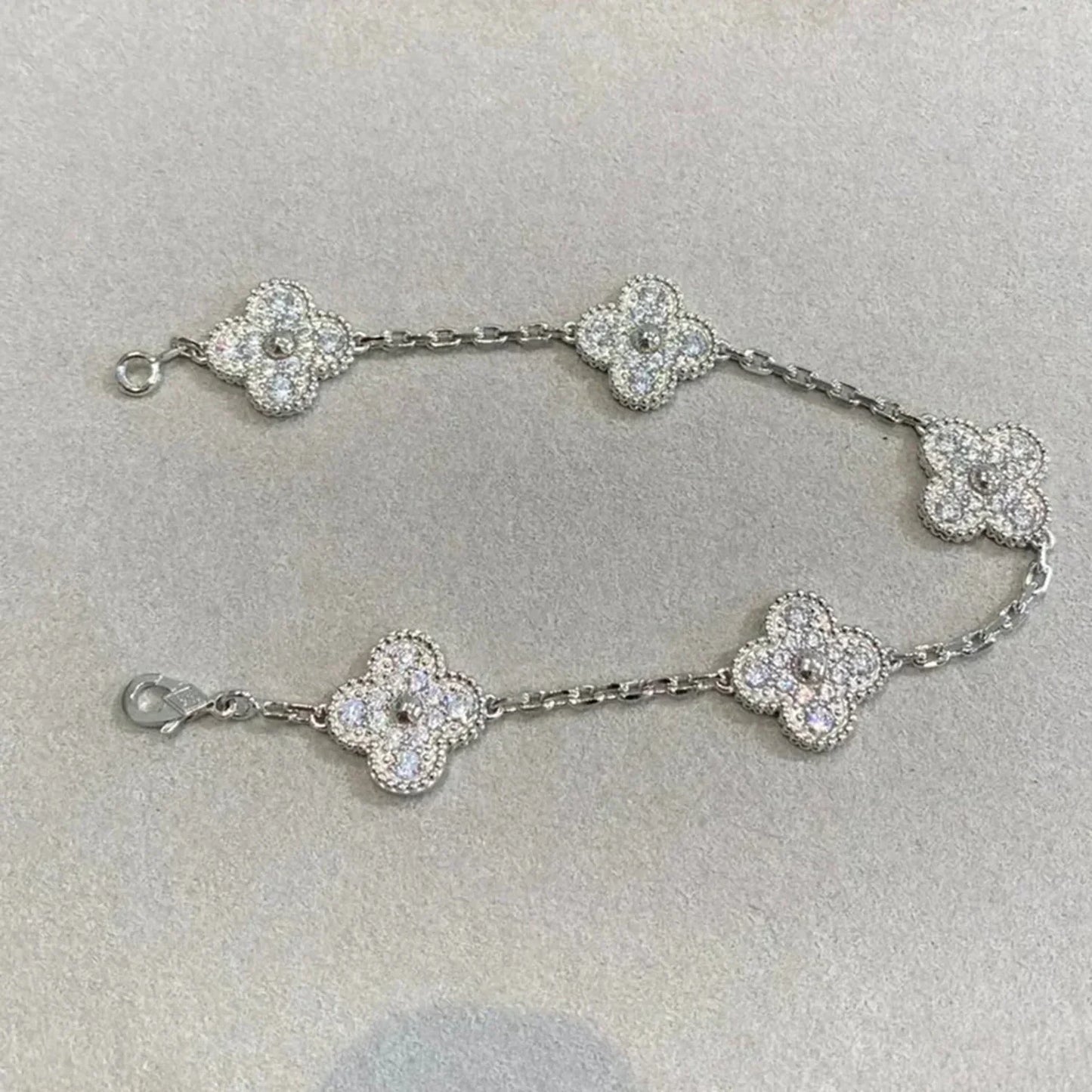 [ROYAL]CLOVER 5 MOTIFS  DIAMOND BRACELET SILVER