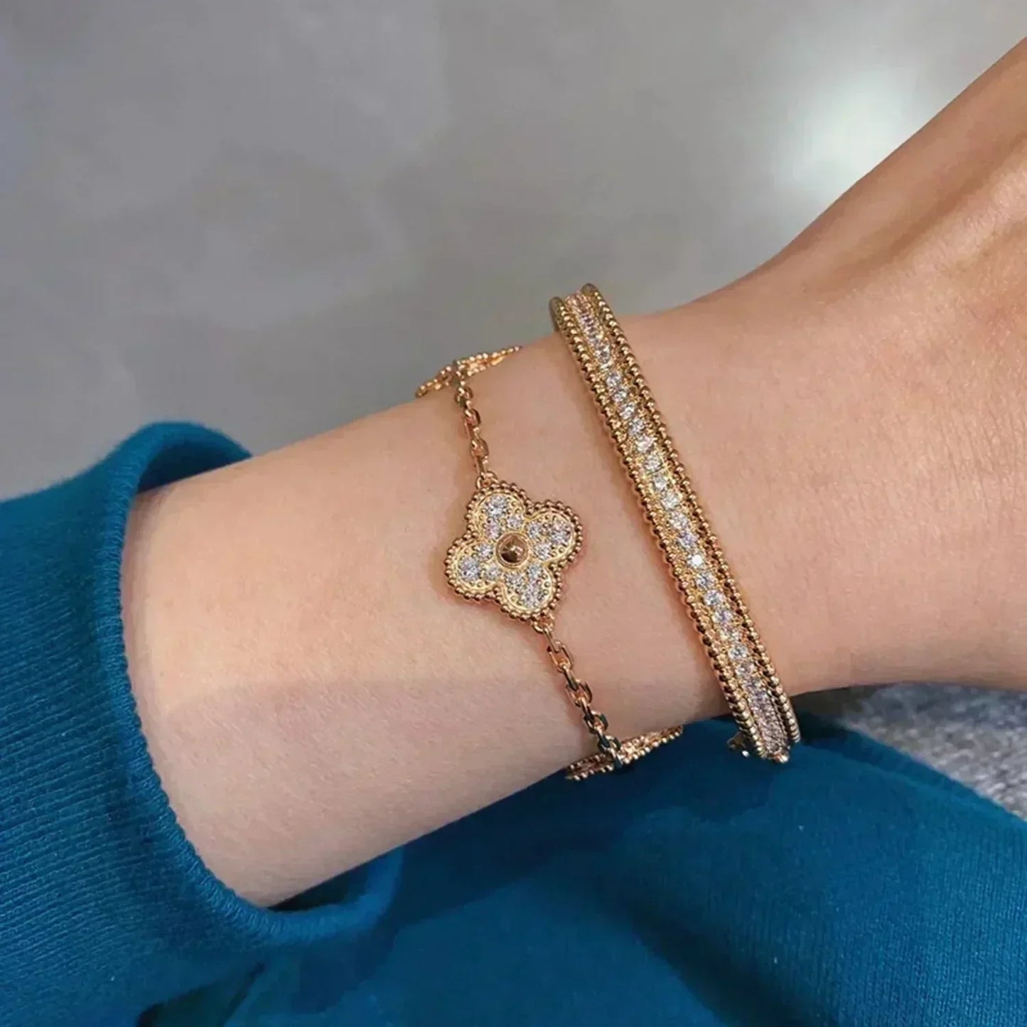 [ROYAL]CLOVER 5 MOTIFS  FULL DIAMOND BRACELET