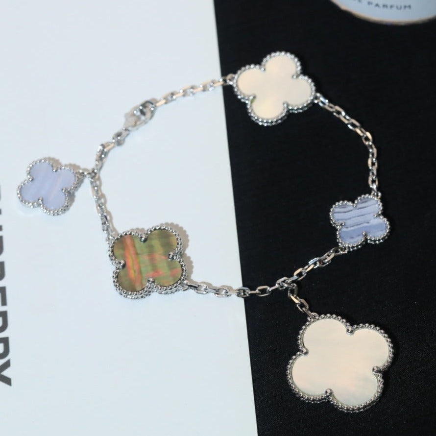 [ROYAL]CLOVER BRACELET 5 MOTIFS MOP CHALCEDONY SILVER