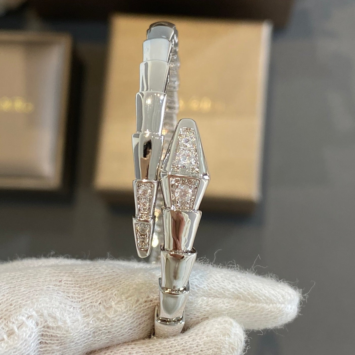 [LUXE]SERPENTI ARMBAND DIAMANTEN SILBER