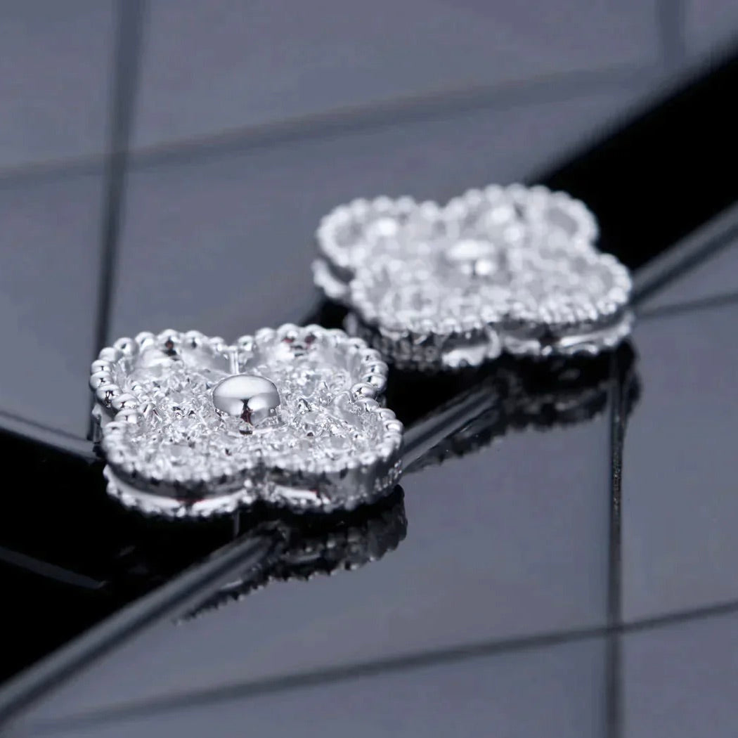 [ROYAL]CLOVER 1 MOTIFS DIAMOND STUD EARRINGS SILVER