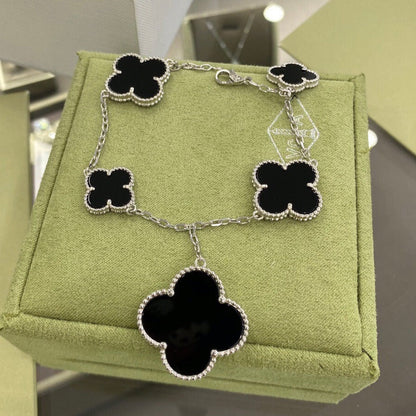 [ROYAL]CLOVER 5 MOTIFS SIVLER ONYX BRACELET