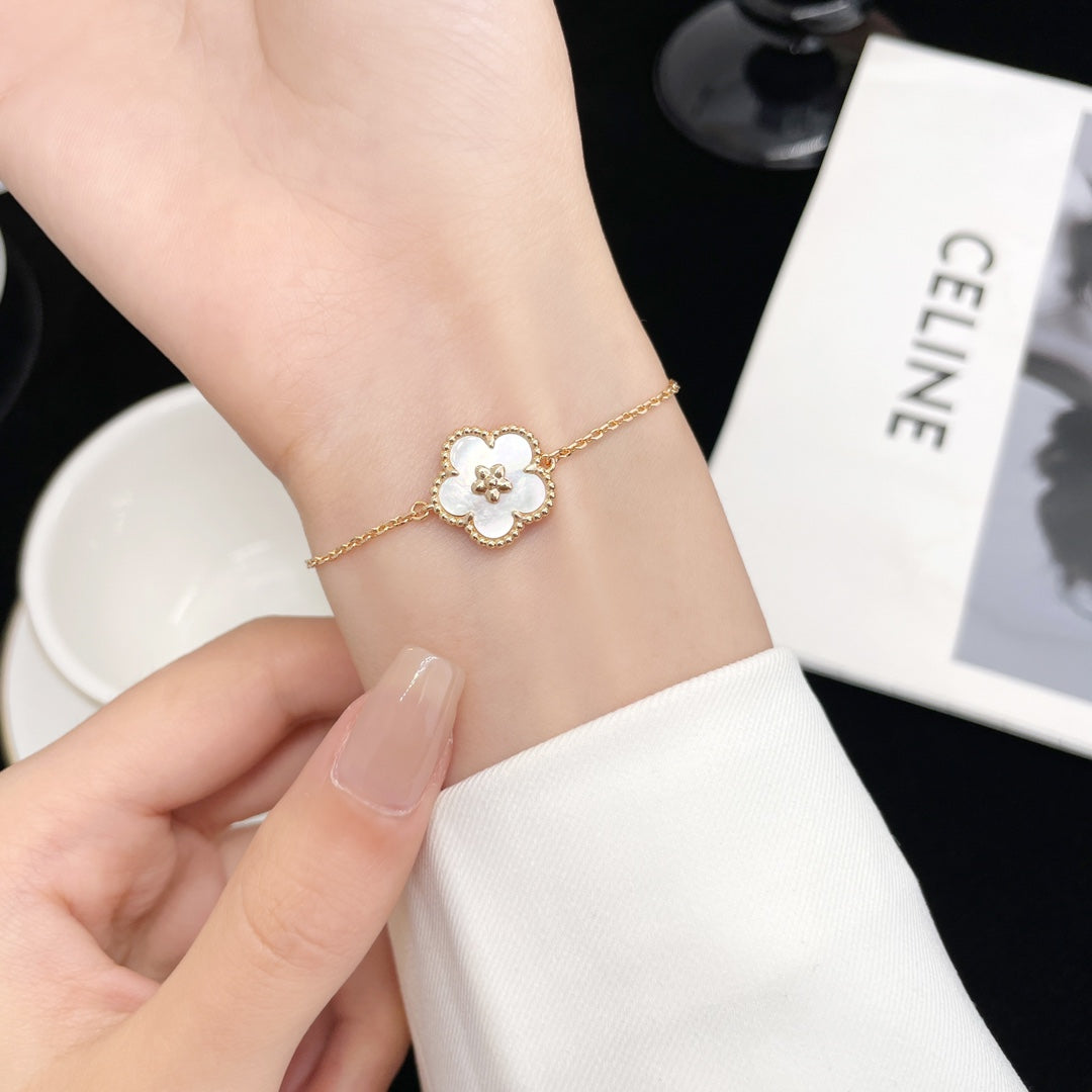 [ROYAL]LUCKY SPRING ROSE GOLD MOP BRACELET