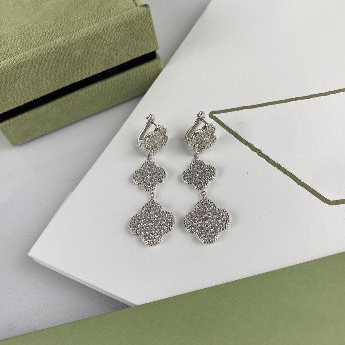 [Royal]CLOVER 3 MOTIF DIAMOND SILVER DROP EARRINGS