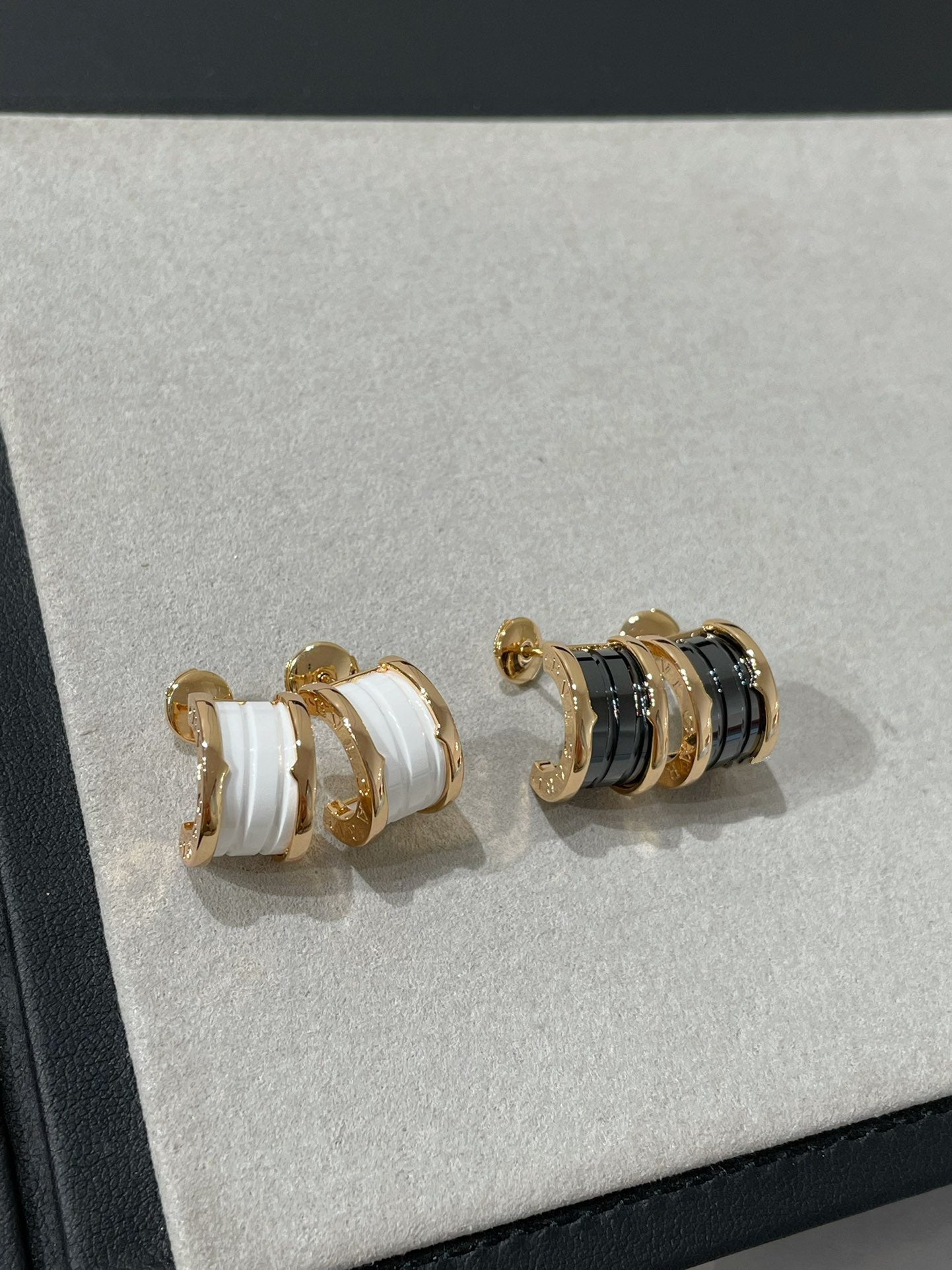 [ROYAL]ZERO 1 PINK GOLD CERAMIC EARRINGS