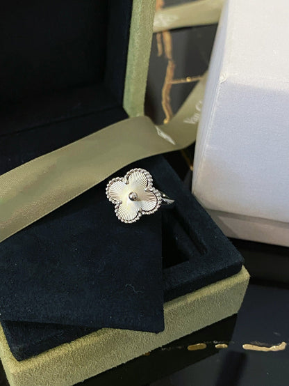 [ROYAL]CLOVER SILVER RING