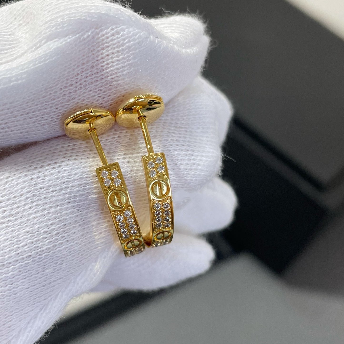 [ROYAL]LOVE DIAMOND GOLD HOOP EARRINGS