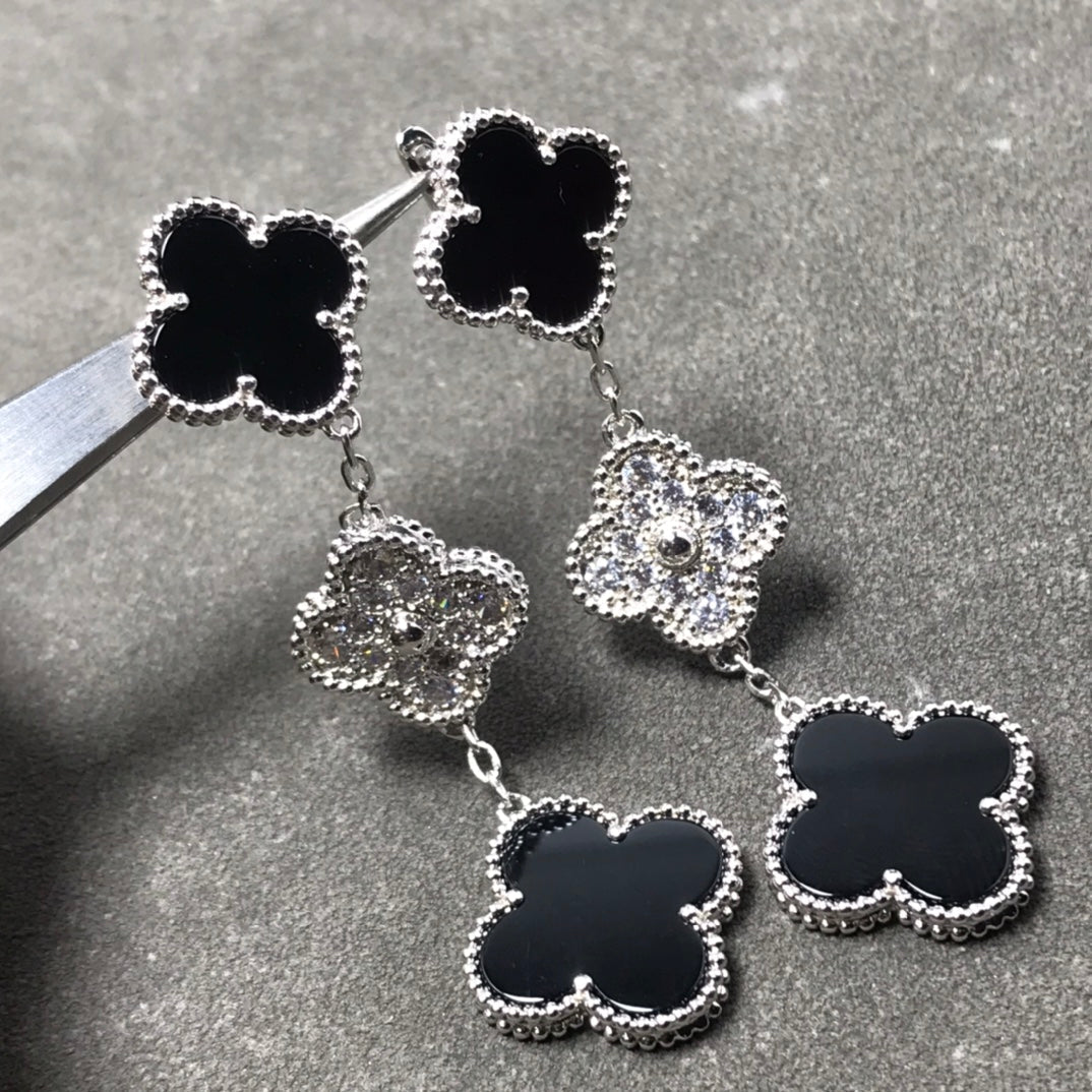 [Royal]CLOVER 3 MOTIF DIAMOND ONYX SILVER EARRINGS