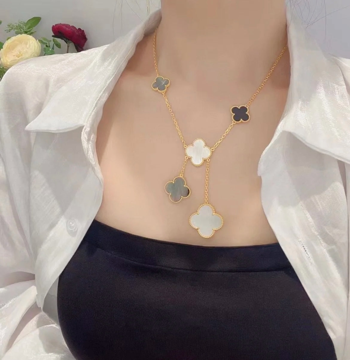 [ROYAL]CLOVER 6 MOTIF MOP ONYX GOLD NECKLACE