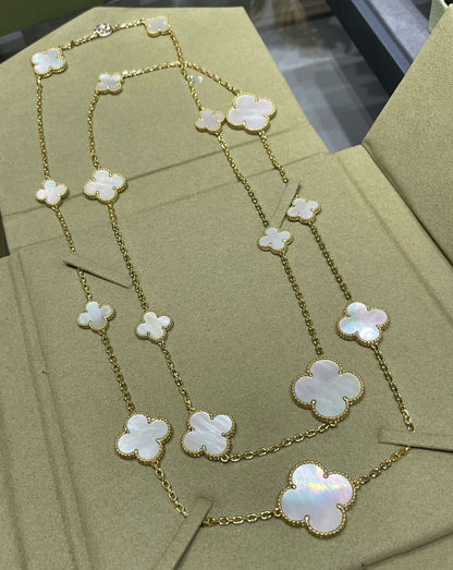 [ROYAL]CLOVER 16 MOTIF WHITE MOP GOLD NECKLACE