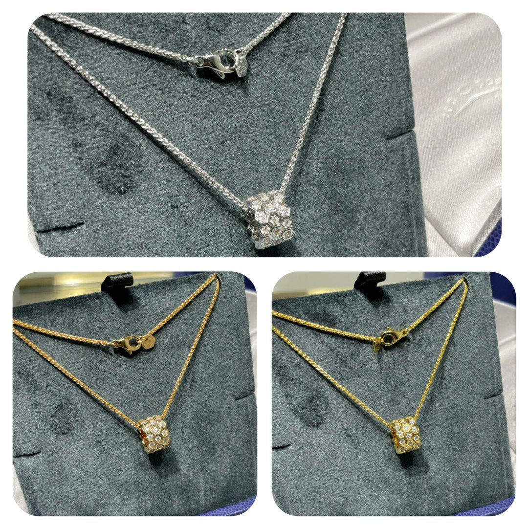 [ROYAL]BEE LOVE DIAMOND PAVED 3 ROW NECKLACE