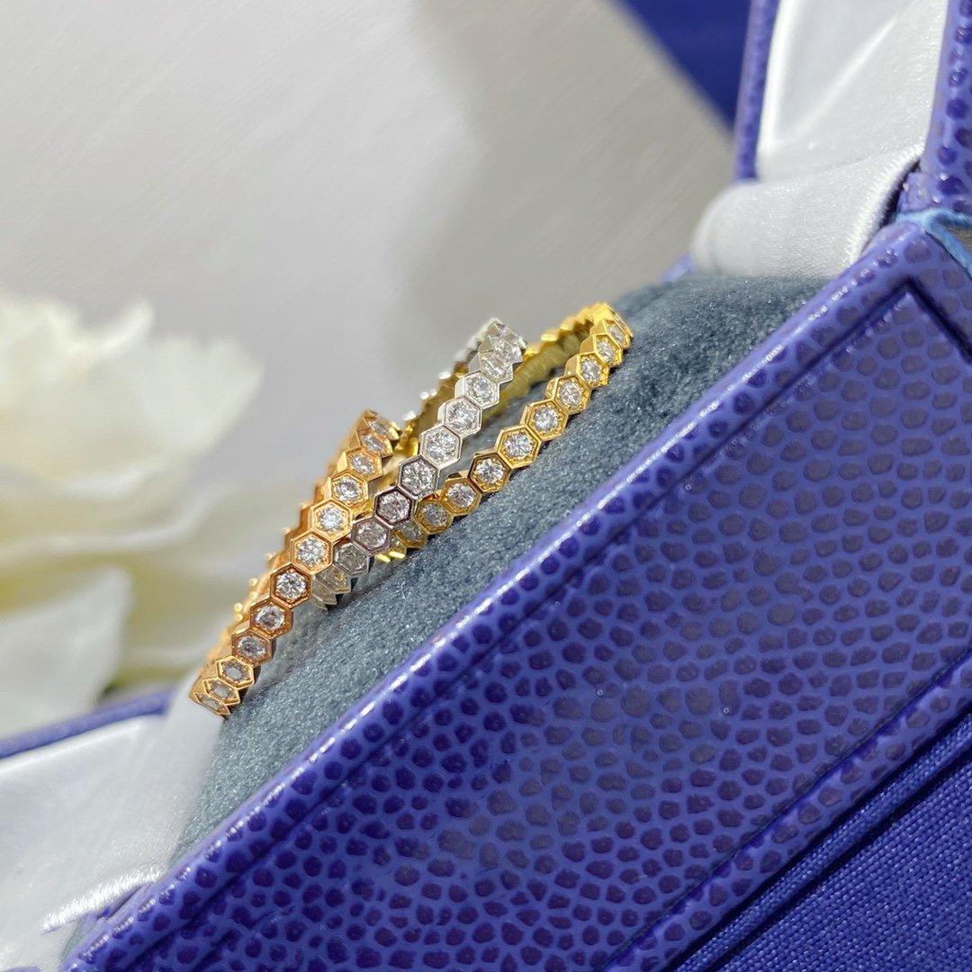 [LUXE]KLEINER RING „BEE LOVE“ MIT DIAMANTEN