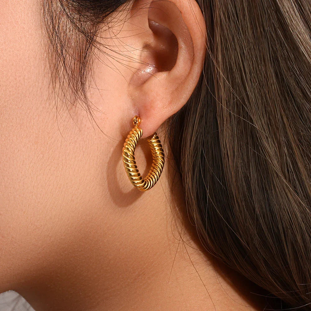 [Royal&Vicky]Emani Twist Square Earrings