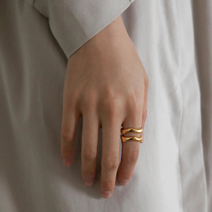 [Royal&Vicky] Lunaria Goldwellenring