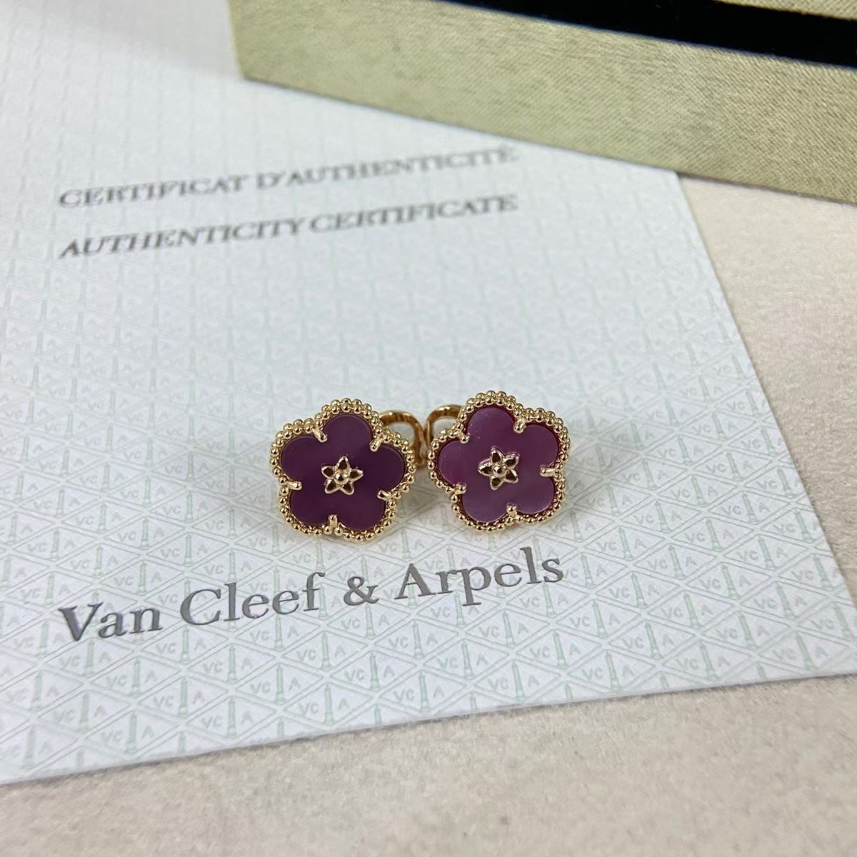 [Royal&Vicky]NEW PURPLE PLUM FRAGRANCE PLUM BLOSSOM GOLD EARRINGS