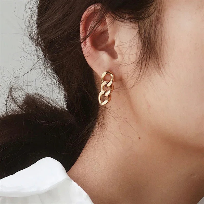 [Royal&Vicky]Giselle Goldkettchen-Ohrring