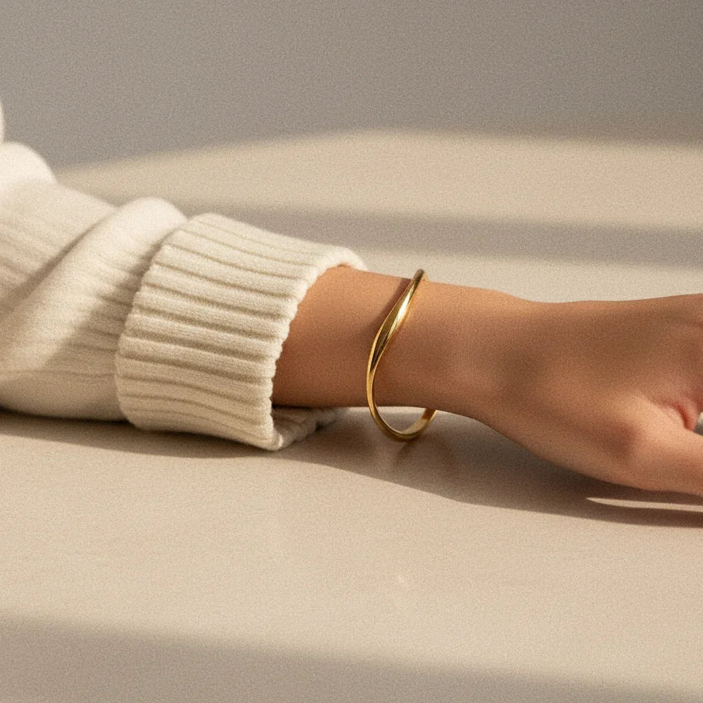 [Royal&Vicky]Tiffany Goldarmreif